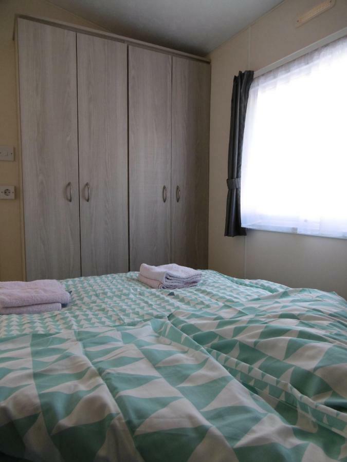 Chalet Joleen Ijmuiden Aan Zee, Vlakbij Het Strand Eksteriør billede